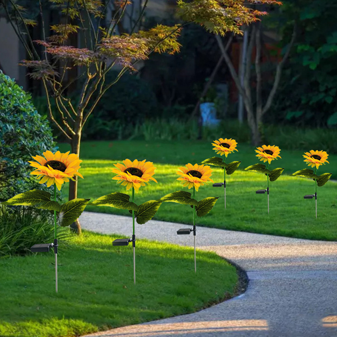 Photo de scène de lumière sur piquet à LED de tournesols solaires